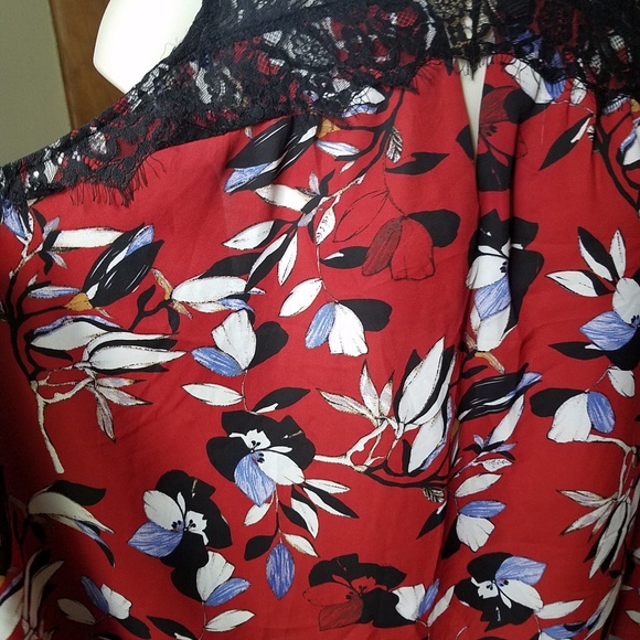 Plus size tank top - Picture 3 of 5